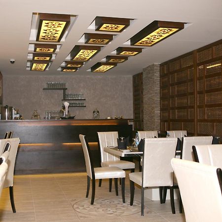 Seven Wonders Hotel Vádi Músza Kültér fotó