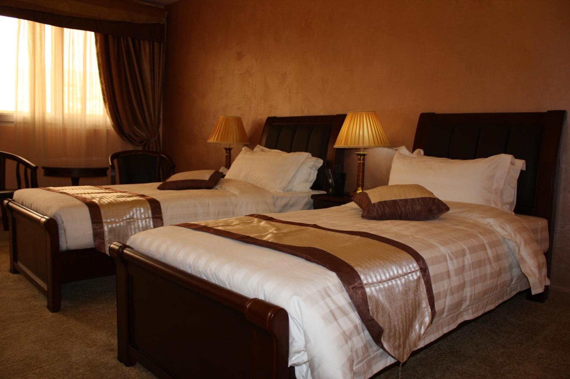 Seven Wonders Hotel Vádi Músza Kültér fotó