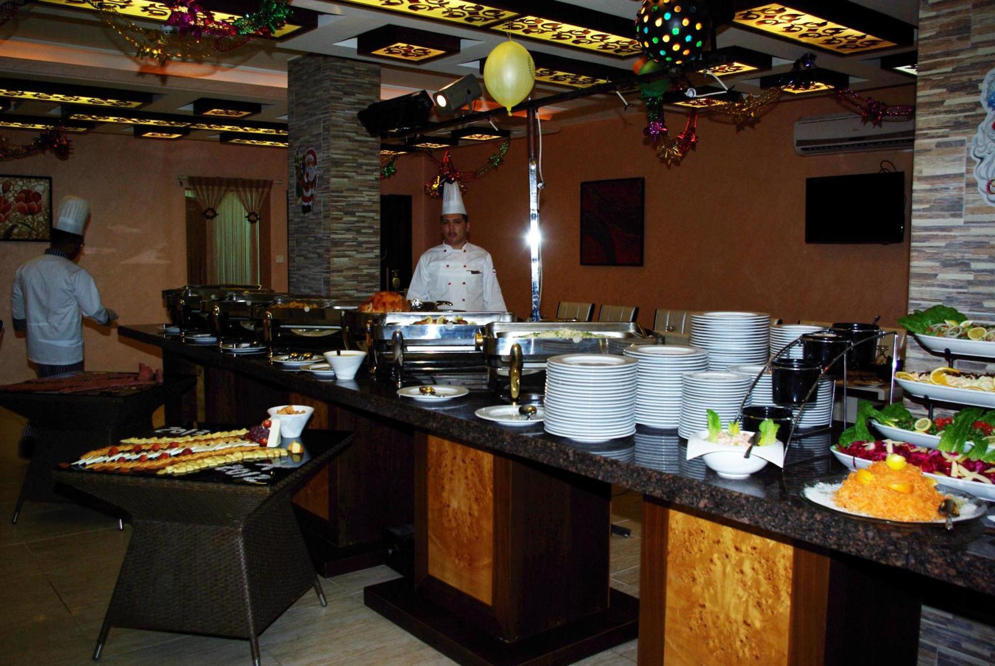 Seven Wonders Hotel Vádi Músza Kültér fotó