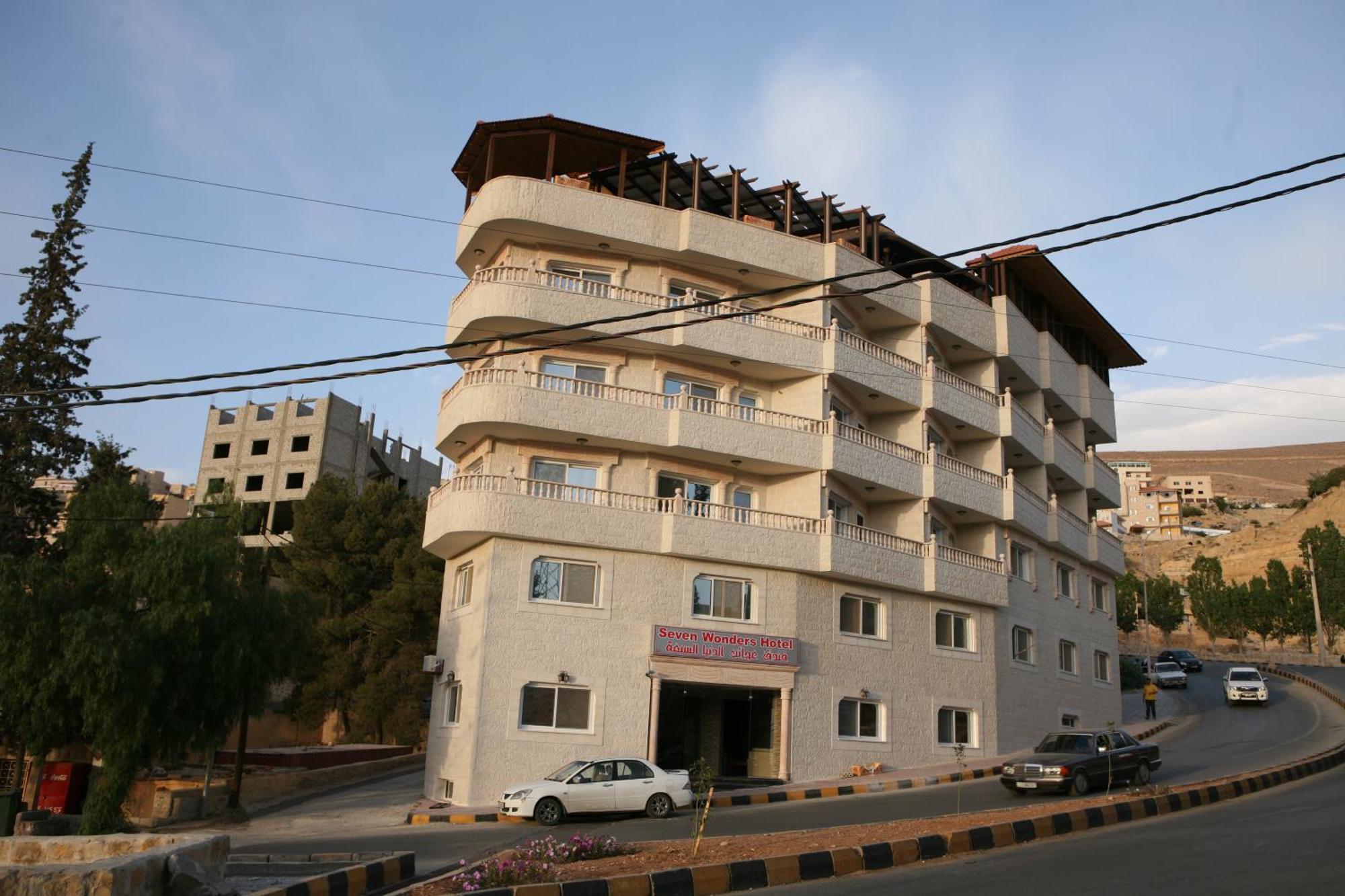 Seven Wonders Hotel Vádi Músza Kültér fotó